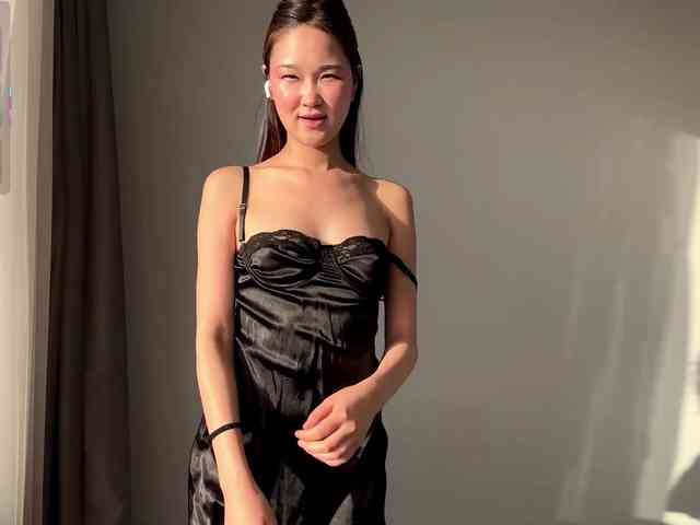 very-hot-japanese-girl
