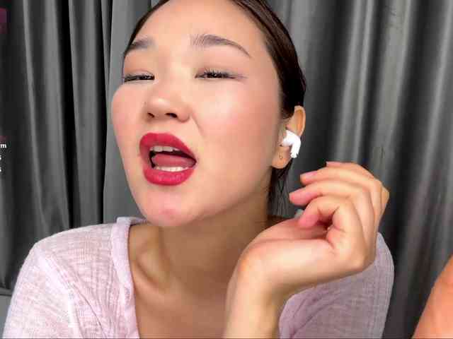 very-hot-japanese-girl webcam