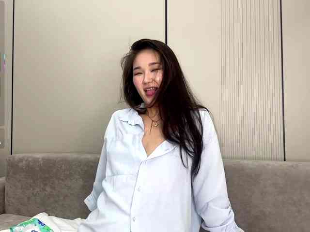very-hot-japanese-girl webcam