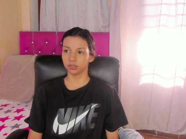 DaliaKhemu live cam on BongaCams