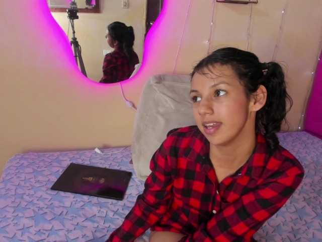 DaliaKhemu live webcam show