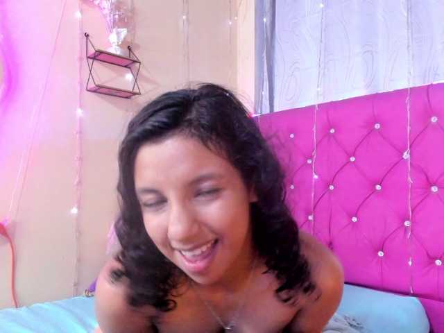 DaliaKhemu live cam on BongaCams