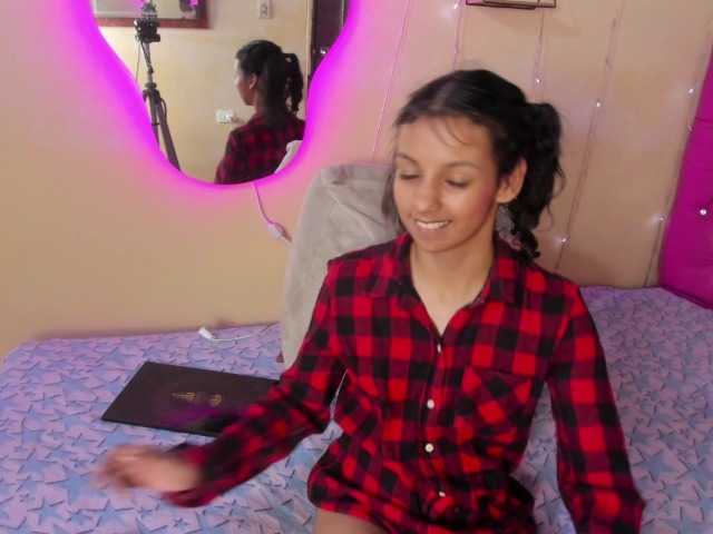 DaliaKhemu live webcam show