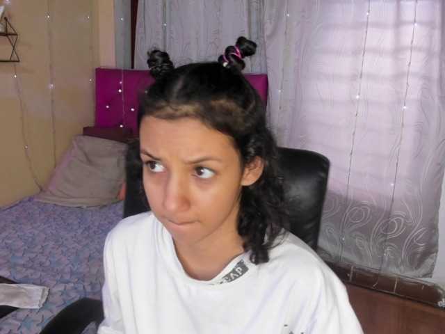 DaliaKhemu live webcam show