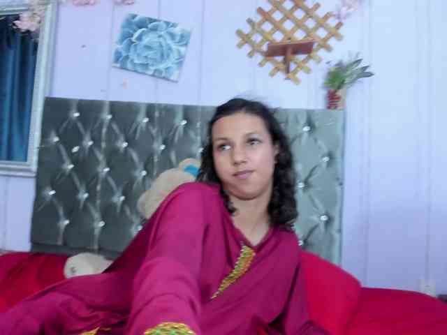 DaliaKhemu webcam