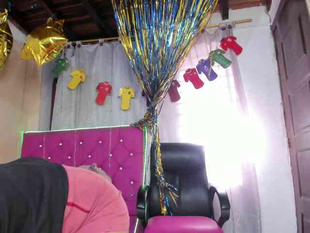 DaliaKhemu webcam