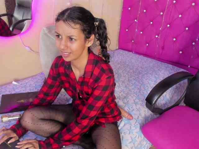 DaliaKhemu webcam