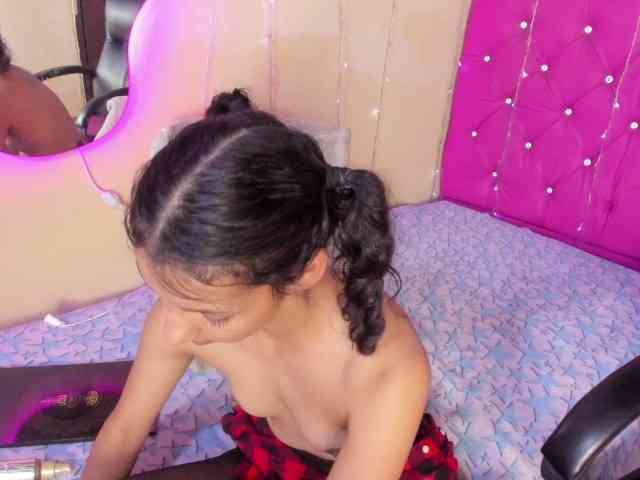 DaliaKhemu webcam
