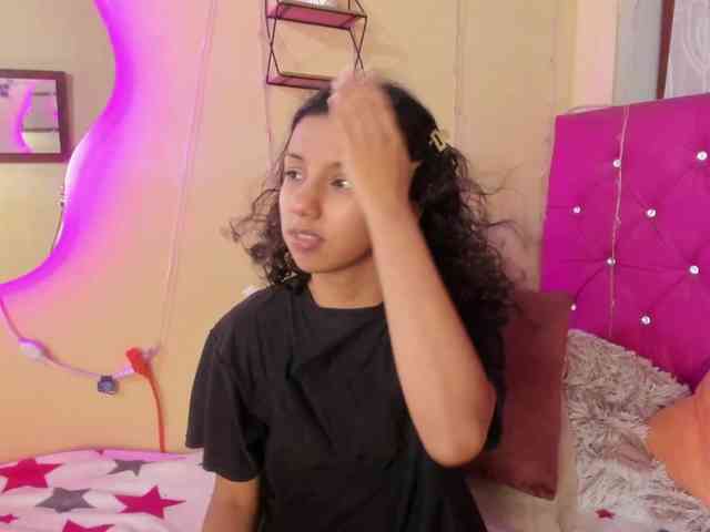 DaliaKhemu webcam