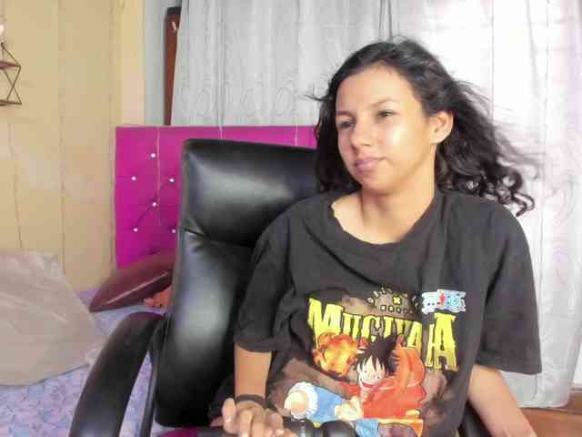 DaliaKhemu webcam