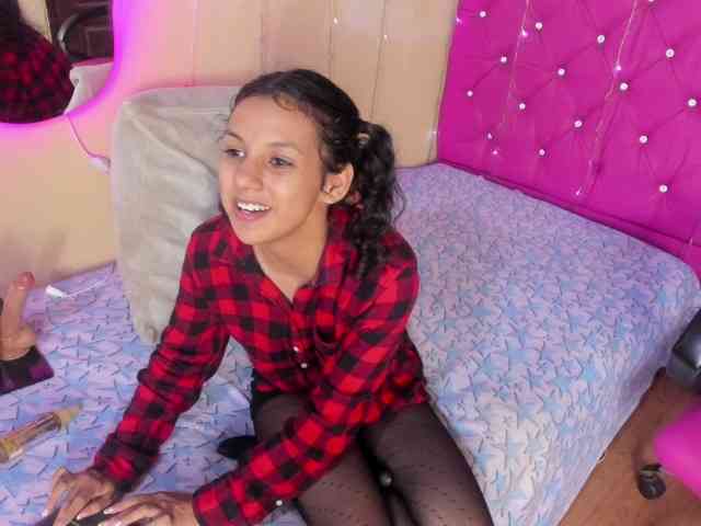 DaliaKhemu webcam