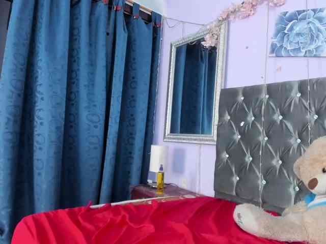 DaliaKhemu webcam