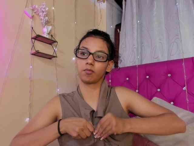 DaliaKhemu webcam
