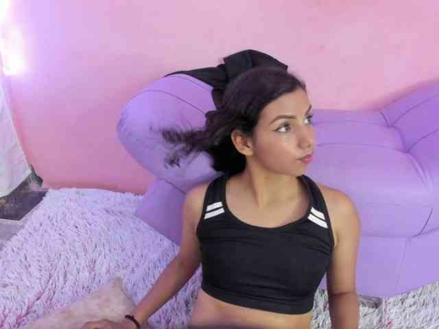 DaliaKhemu webcam