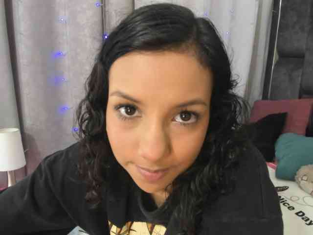 DaliaKhemu webcam