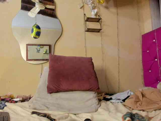DaliaKhemu webcam