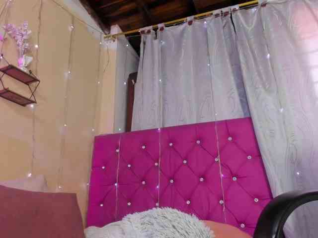 DaliaKhemu webcam