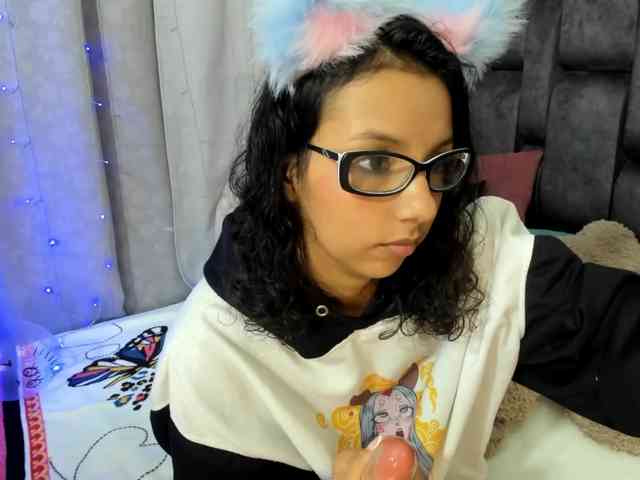 DaliaKhemu webcam
