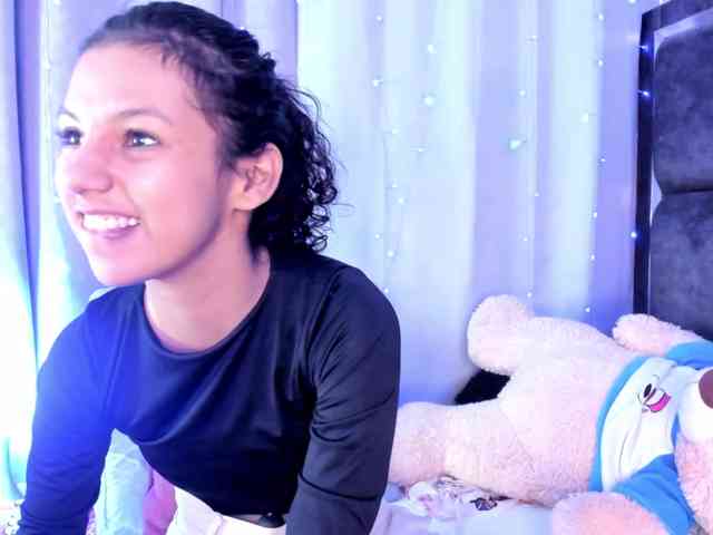 DaliaKhemu webcam