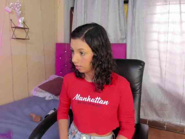 DaliaKhemu webcam