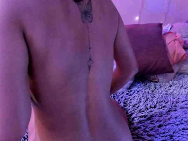 DaliaKhemu webcam