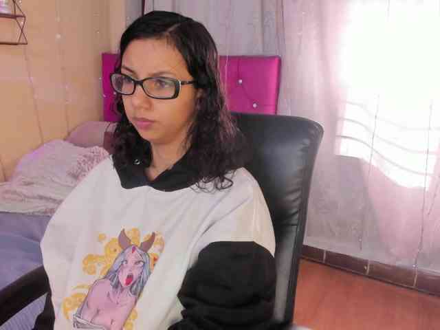 DaliaKhemu webcam