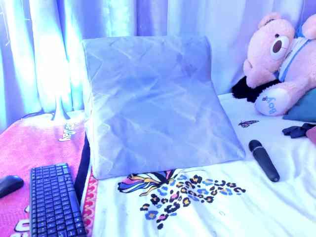 DaliaKhemu webcam