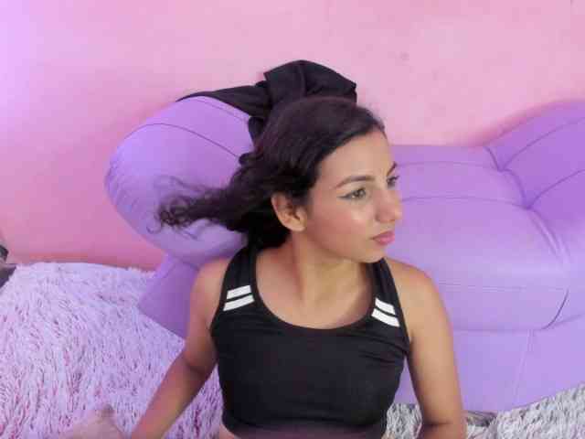 DaliaKhemu webcam