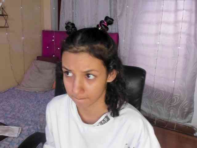 DaliaKhemu webcam
