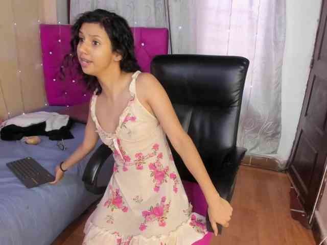 DaliaKhemu webcam