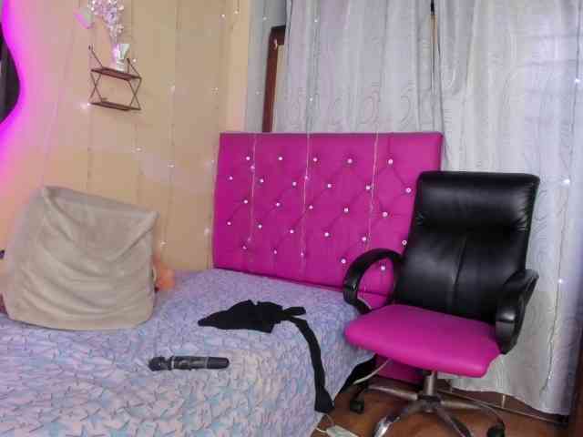 DaliaKhemu webcam