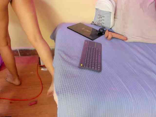 DaliaKhemu Live Webcam on BongaCams