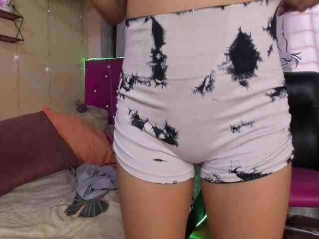 DaliaKhemu webcam