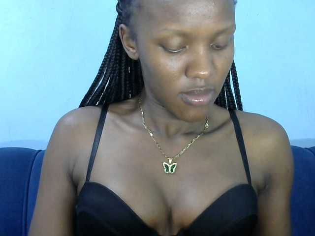 Trisha254 live cam on BongaCams