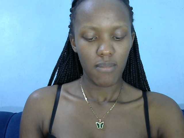 Trisha254 live cam on BongaCams