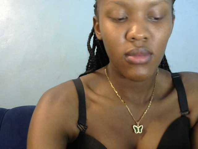 Trisha254 live cam on BongaCams