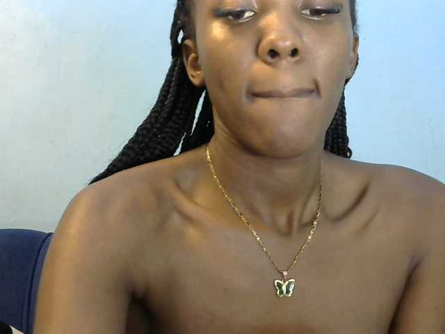 Trisha254 live cam on BongaCams