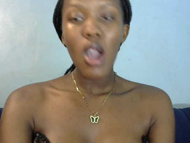 Trisha254 live cam on BongaCams