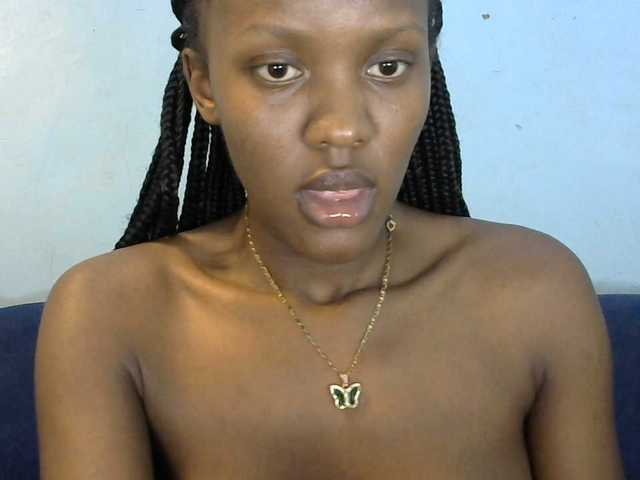 Trisha254 live cam on BongaCams