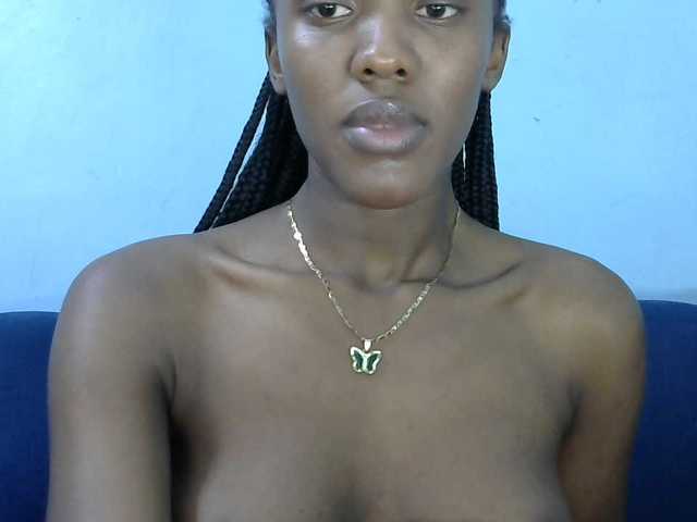 Trisha254 live cam on BongaCams