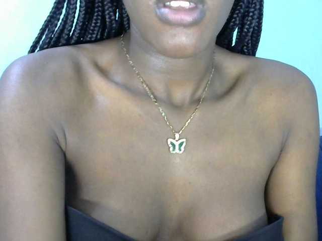 Trisha254 live cam on BongaCams