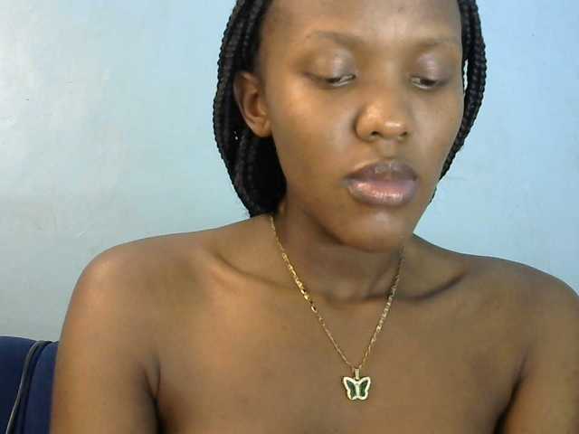 Trisha254 live cam on BongaCams