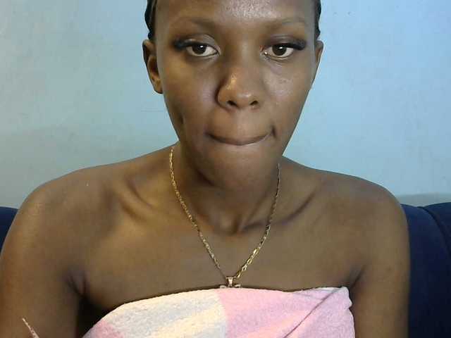 Trisha254 live webcam show