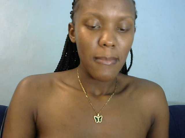 Trisha254 live cam on BongaCams