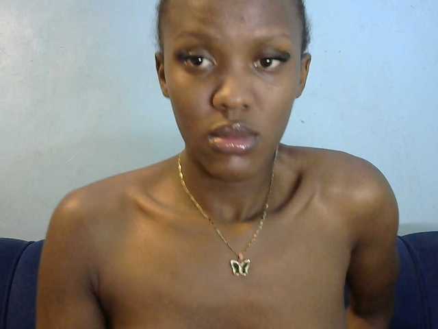 Trisha254 live cam on BongaCams