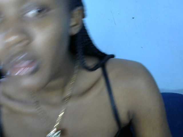 Trisha254 live cam on BongaCams