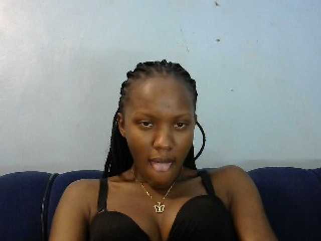 Trisha254 live cam on BongaCams