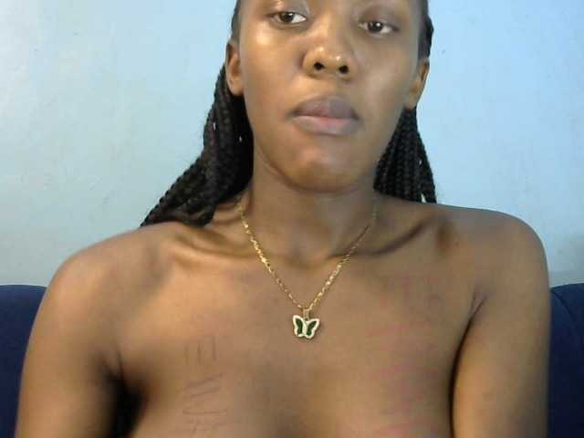 Trisha254 live cam on BongaCams