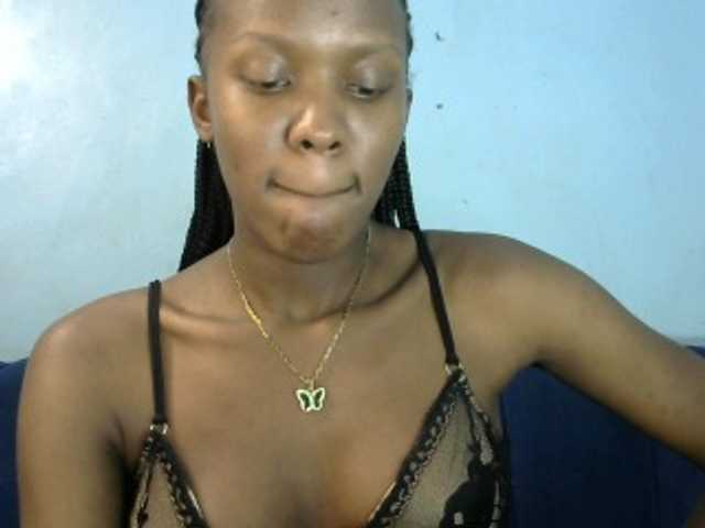Trisha254 live cam on BongaCams