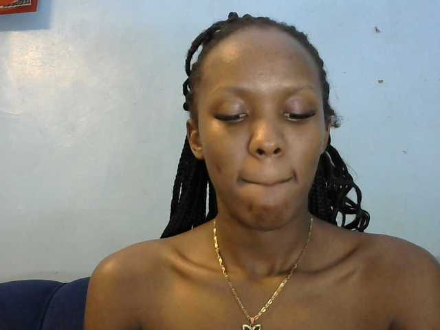 Trisha254 live cam on BongaCams